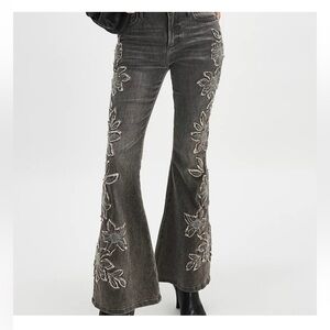 DRIFTWOOD Farrah Flare Flower Power Embroidered Gray Wash Denim Jeans NEW Boho
